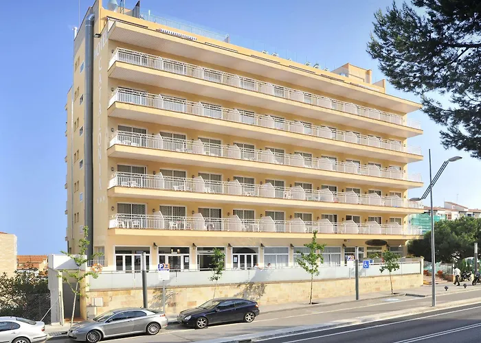 Checkin Catalonia Готель 3*