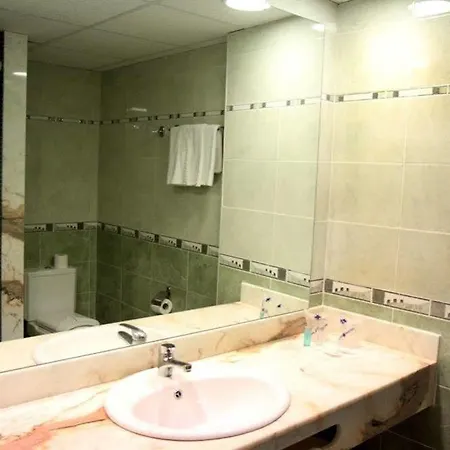 Hotel Catalonia 3*