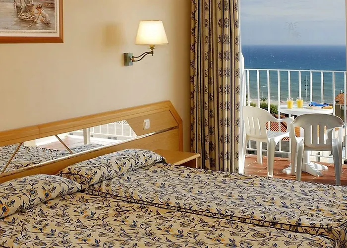 Szálloda Checkin Catalonia 3*