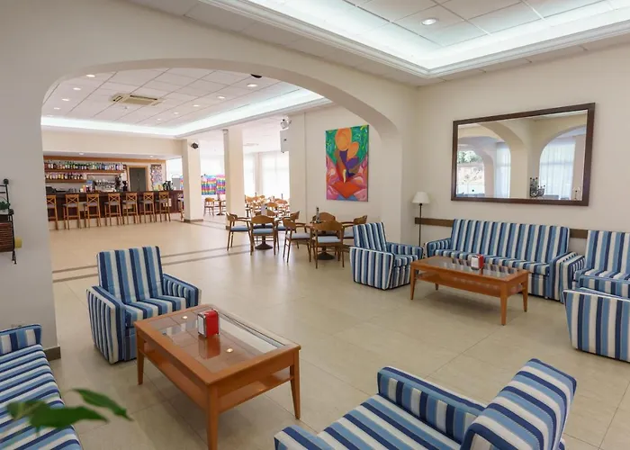 Checkin Catalonia Hotel 3*