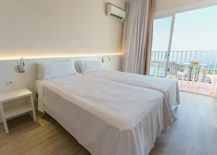 Checkin Catalonia Szálloda