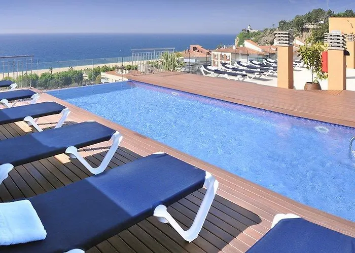 Checkin Catalonia Hotel 3*